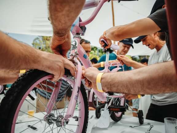 Team Masters Building Bikes 3