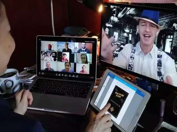 Online teambuilding